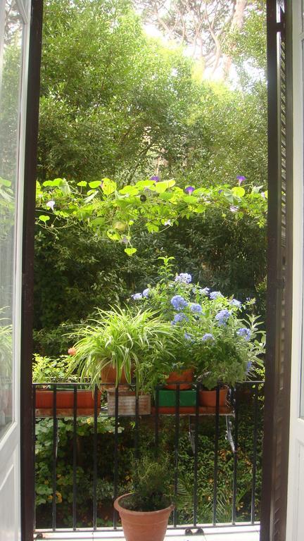 Cagliari House Bed and Breakfast Roma Esterno foto